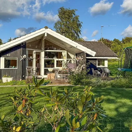 Dom wakacyjny Cozy In With Wifi